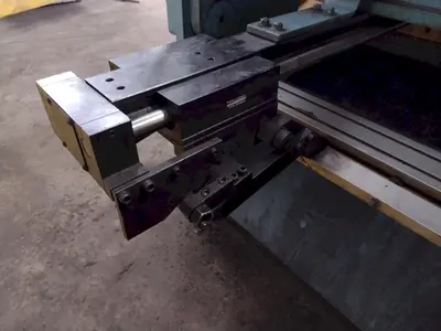 8' x 1/4" MASTER-FAB MODEL #SSB250-8 HYDRAULIC SHEAR: STOCK #18407