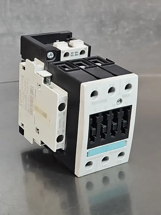 Used Siemens 3RT1038-1A Relays & Switches | Palmetto Automation #1151919