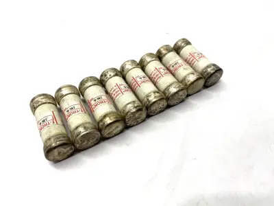 USED COOPER BUSSMANN T-TRON FAST-ACTING FUSE CLASS T 600VAC 6A LOT OF 8