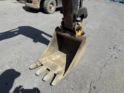 USED 2016 JOHN DEERE 35G