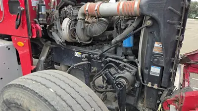 USED 2013 PETERBILT 365