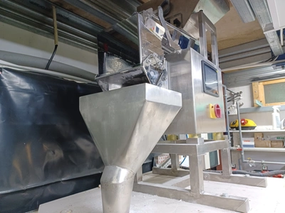 Sandiacre form fill and seal machine type TG3B  up to 1000g