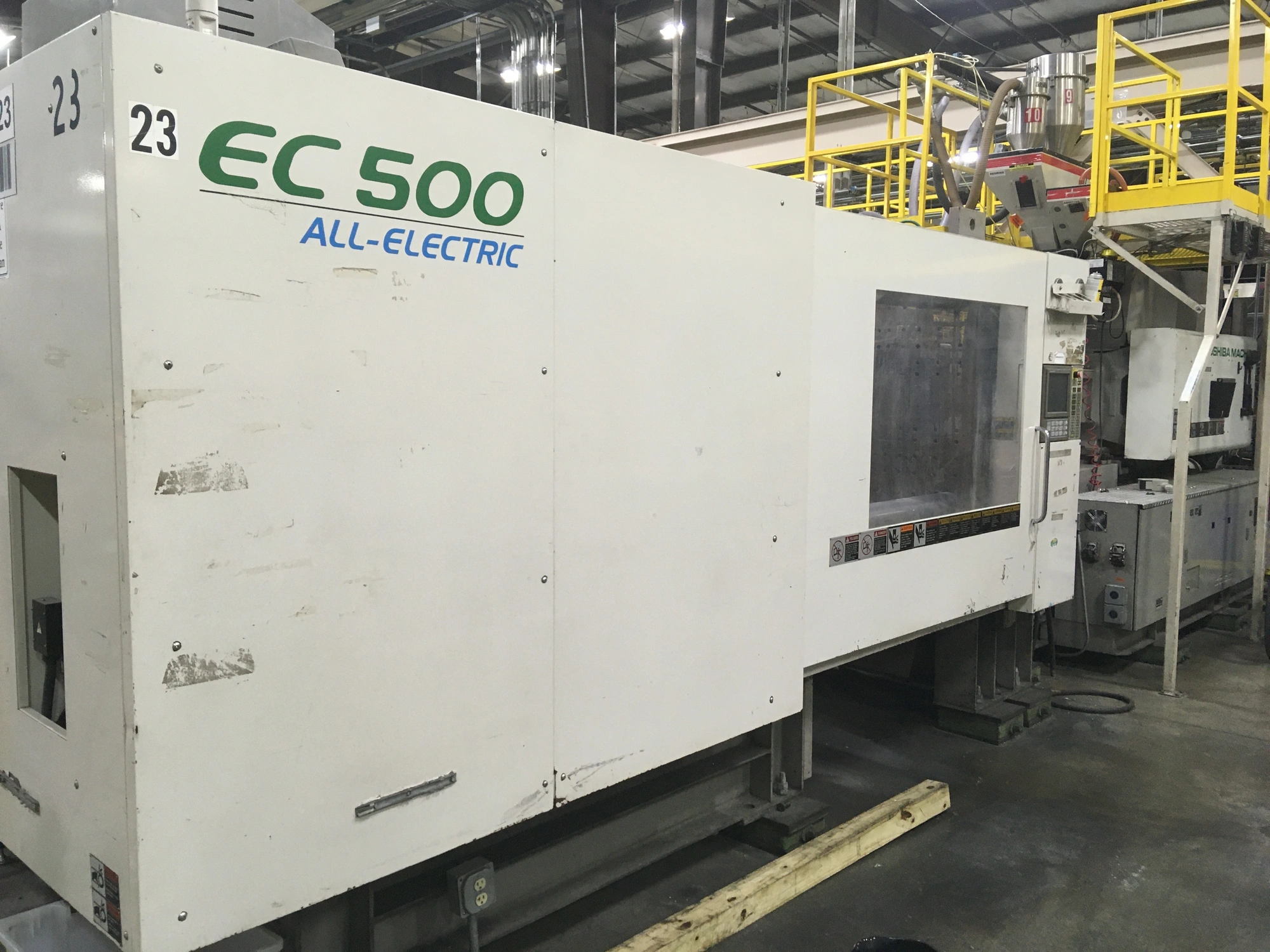 USED 2000 TOSHIBA MACHINE EC500V21-26B