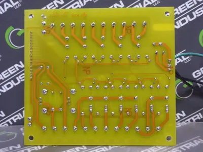 York 031-00932-002 Control Relay Board Used