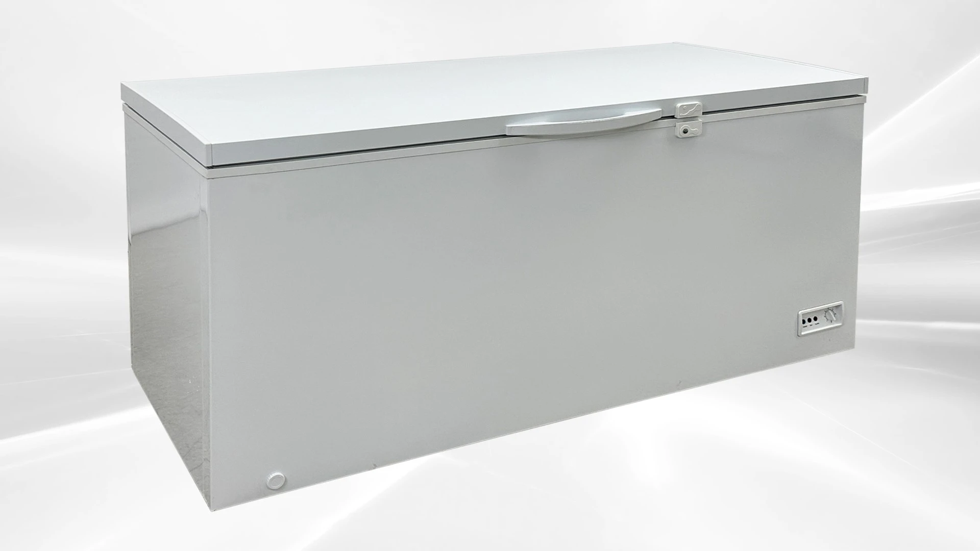 171-0359 65" Solid Top Self Contained Chest Freezer