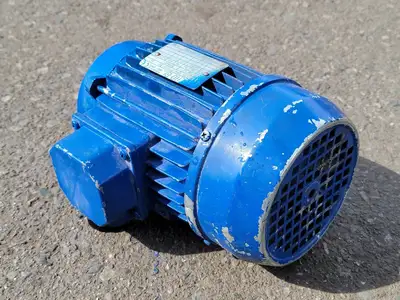 0.5 hp, 230 volts, 1680 rpm Electric Motor T71BN/4