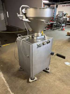 USED HANDTMANN VF 608
