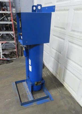 Balston Nitrogen Generator