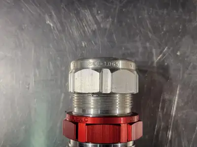 NEW THOMAS & BETTS STX100-467