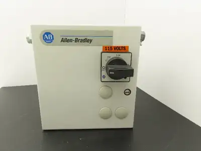 Allen Bradley 103H-NX2D Reversing Motor Starter Enclosed Disconnect 140M-C2E-C10
