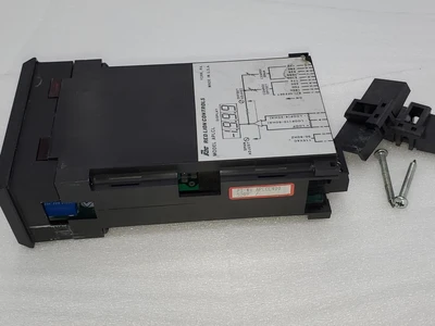 USED RED LIONS CONTROLS APLCL400