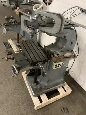 5948-330 Gorton 2-Dimensional Pantograph / Engraver Model P1-2, with Tooling