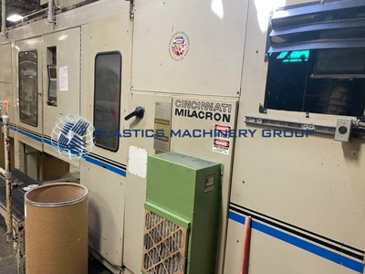 Cincinnati Milacron E90 Blow molder