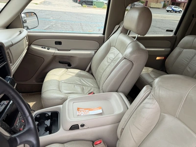 Used 2001 CHEVROLET SUBURBAN SUVs Michigan US | Miedema Asset Management Group #1357526