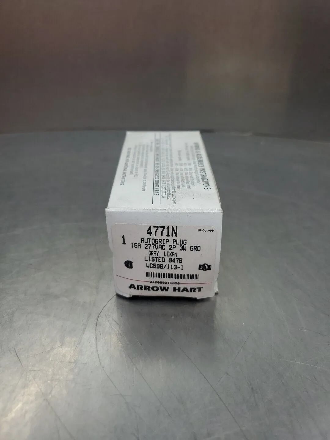 Arrow Hart 4771N Autogrip Plug, Male 15A 277VAC 2P 3W GRD. 4B-37