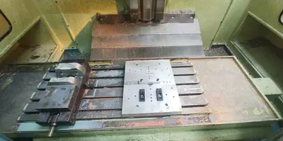 USED 1996 TAKUMI V11A