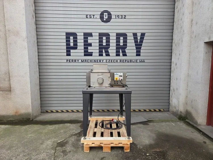 Used Frewitt MF-3 Granulators CZ | Perry Equipment #1496683