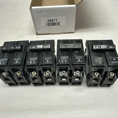 Used SIEMENS Q240 Circuit Breakers | Surplus Asset Holdings #1190168