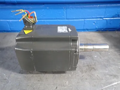 USED SIEMENS 1FK70632AH711CH2