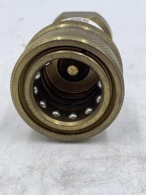 Used FEMALE B72C12-12F FEMALE COUPLER 3/4 Valves/Fittings | ND Industrial Surplus #1212547