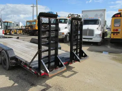 Used 2022 DIAMOND C EQUIPMENT TRAILER Flatbed Trailers Manitoba CA | Conquest Truck & Auto Sales #1421353
