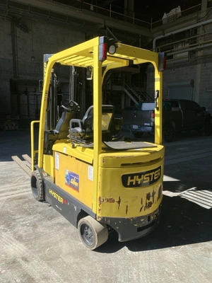 USED 2021 HYSTER E70XN