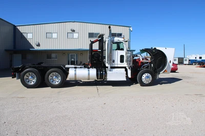 Used 2012 PETERBILT 367 Winch Trucks Texas US | Roll Off Truck World #1491877