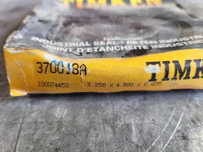 NEW TIMKEN 370018A
