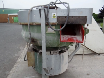 300 L Cetema ST350N Vibratory Deburring , Polishing & Finishing Bowl