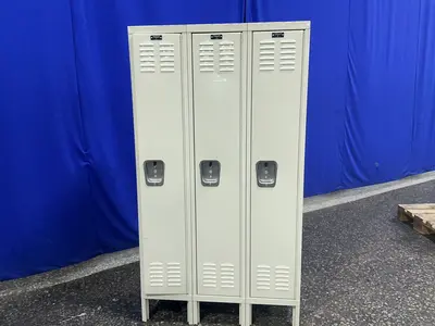 Used HALLOWELL _UNKNOWN_ Cabinets Ohio US | HGR 24 #1439654