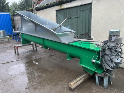 M/S U Section Conveyor 380 mm x 400 mm x 4m long