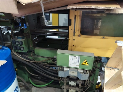 ARBURG ALLROUNDER Injection Molder, very good working condition