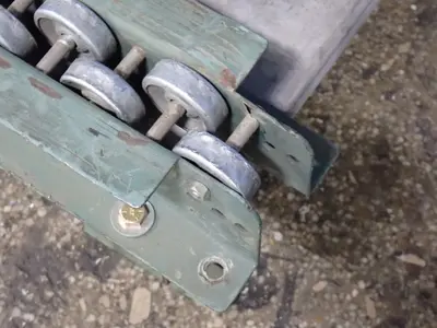 Hytrol Skate Conveyor