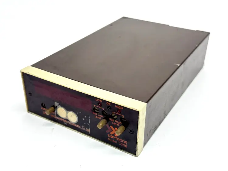 Used DAYTRONIC _UNKNOWN_ Lighting | Maverick Industrial Sales #1120504