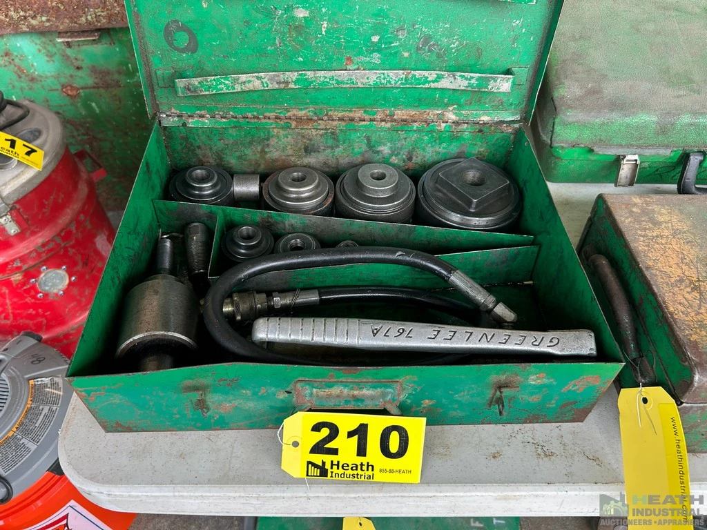 Used _UNKNOWN_ GREENLEE 7310 11 TON HYDRAULIC KNOCKOUT KIT W/ HAND PUMP AND STANDARD ROUND 1/2" - 4" Hand Punches Illinois US | Heath Industrial Auction Services #1379721