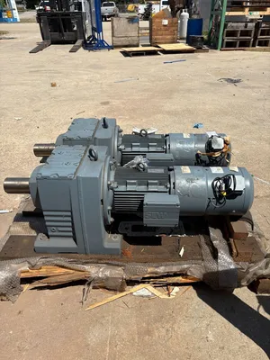 USED SEW-EURODRIVE R137 CV160M4/BM/TF/V/AV1H