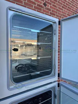 USED CARON 7002-10-1 DOUBLE STACK HEATED INCUBATOR, 10 CU. FT, 70ºC, 115 VAC