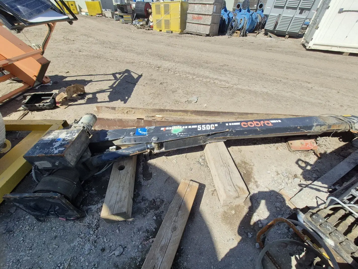 USED 2013 COBRA SERVICE CRANES NP12