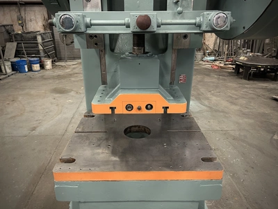 USED V AND O V AND O 60S PRESS