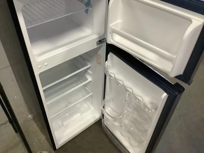 Used _UNKNOWN_ _UNKNOWN_ Refrigerators Michigan US | Miedema Asset Management Group #1324131