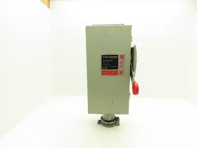 Cutler Hammer Safety Disconnect Switch 60A 600V Fused Crouse Arktite Receptacle