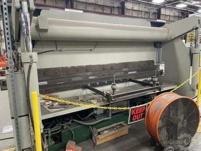 USED 1990 ACCURPRESS 710012