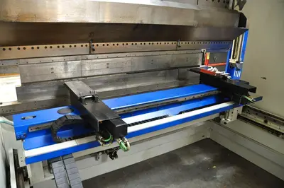 USED TRUMPF TRUMABEND 230 TON X 3050 MM CNC