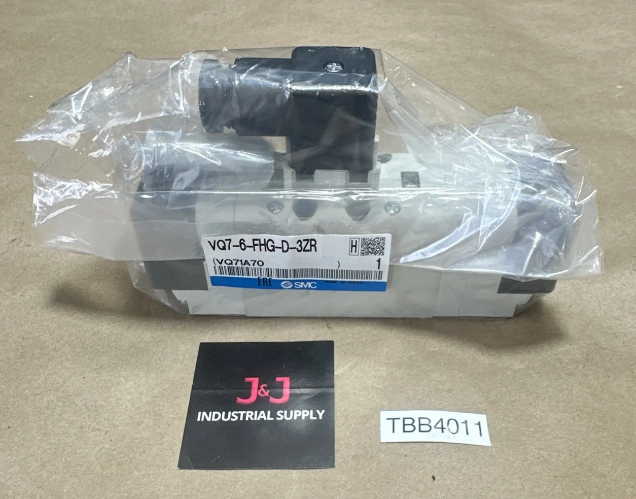 NEW SMC VQ7-6-FHG-D-3ZR