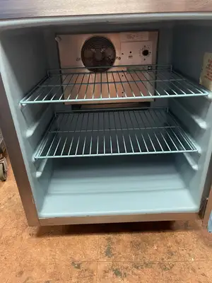 Used Delfield Used Delfield 406CA Undercounter Refrigerator with Casters 120V Undercounter Refrigerators Illinois US | Falcon Restaurant Supply #1376142