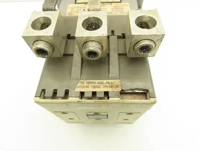 Siemens-Allis CXL40*3E Contactor 135A 600V 3 Pole 120V Coil Model E