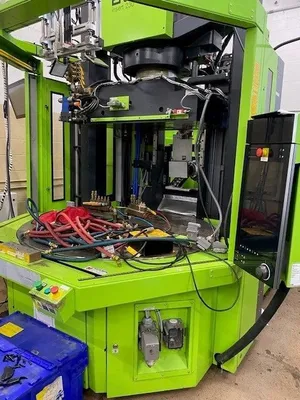 2018 ENGEL Insert 1060H/230 Rotary US Vertical Plastic Injection Molding Machines | JYC MACHINERY (1)