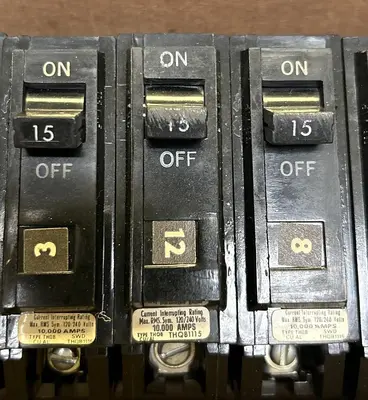 Used GE THQB1115 Miscellaneous Equipment (Electrical & Power) | Surplus Asset Holdings #1196755