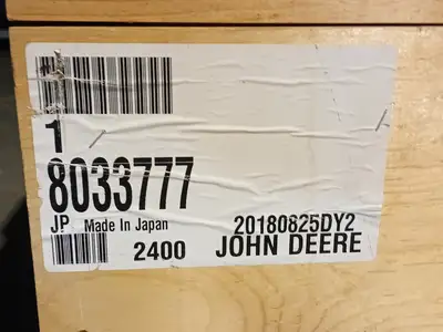 NEW JOHN DEERE 8033777