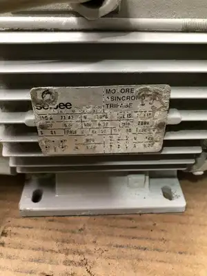 IWAKI MD-100RM 1″ PP Magnetic Drive Pump 100LPM (26.4GPM) 0.31kW 2800RPM 400V